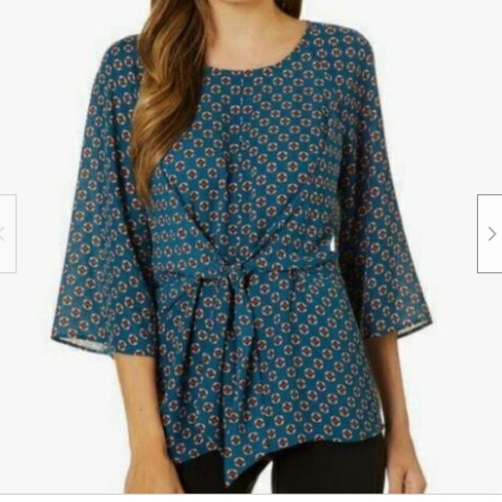Chenault Geometric Print Tie Front Draped top szS